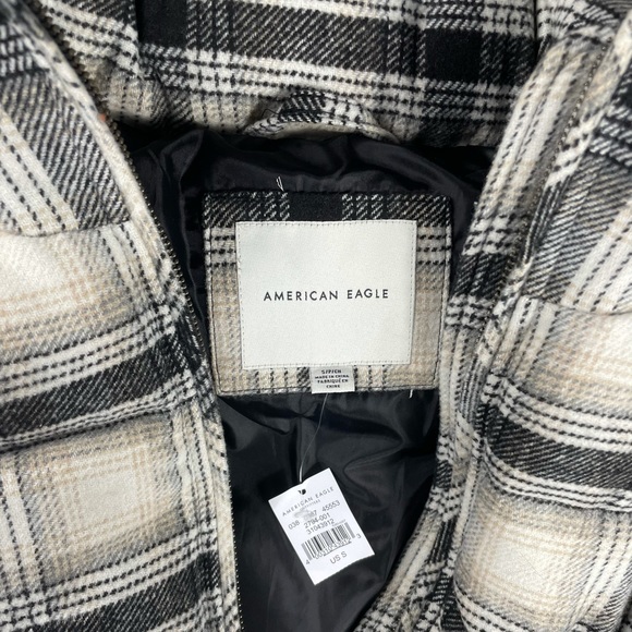 American Eagle Puffer Coat - Picture 7 of 9